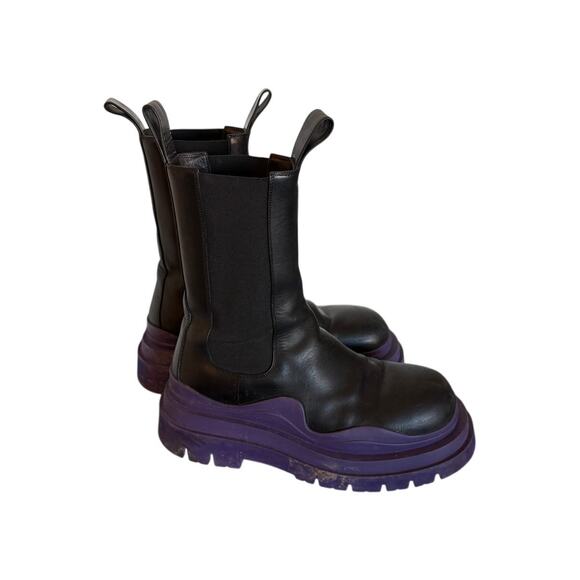 Bottega Veneta Leather Chelsea Boots main image 5